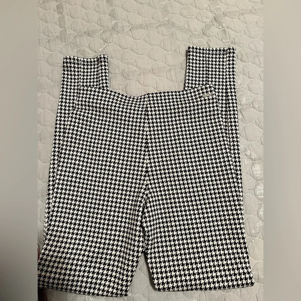 TAHARI~HOUNDSTOOTH~LEGGINGS~SMALL